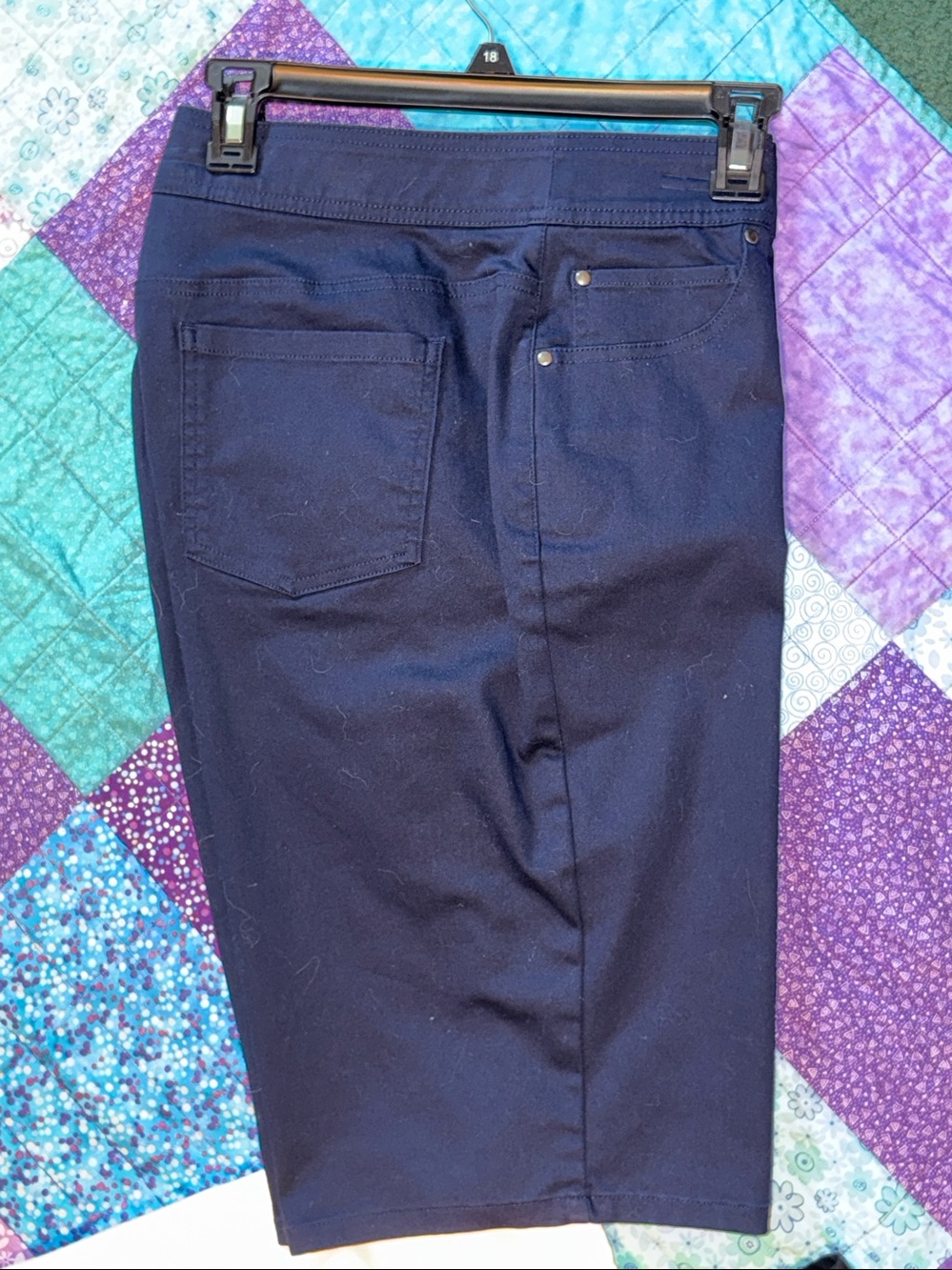 Kim Rogers Millennium Navy pull-on Bermuda Shorts size 16 tummy control NWOT